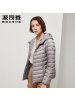 波司登新款短款羽绒服女轻薄连帽冬中老年妈妈装