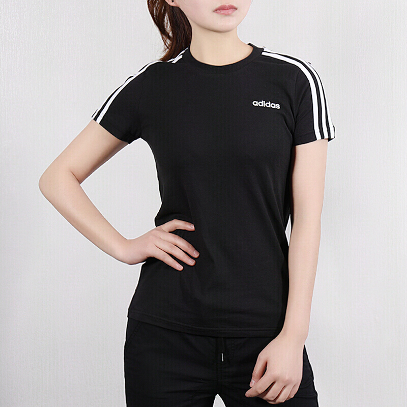 阿迪达斯adidas女款运动休闲圆领短袖t恤dp2362du0634