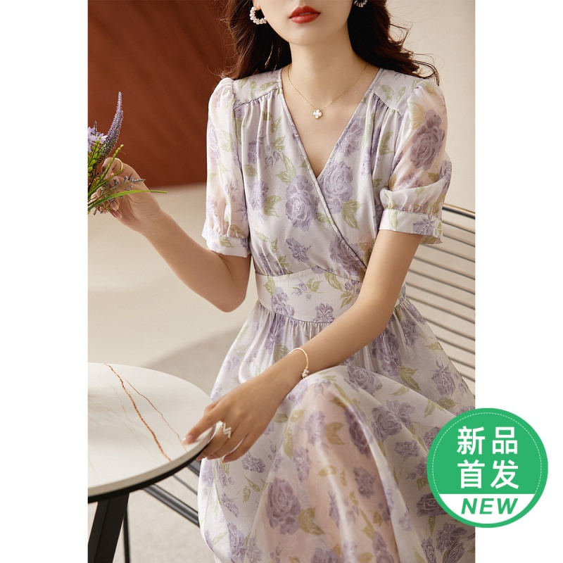 OUNIXUE欧昵雪 | [浪漫花卉印花裙]夏季复古V领轻纱显瘦A字裙时尚连衣裙女
