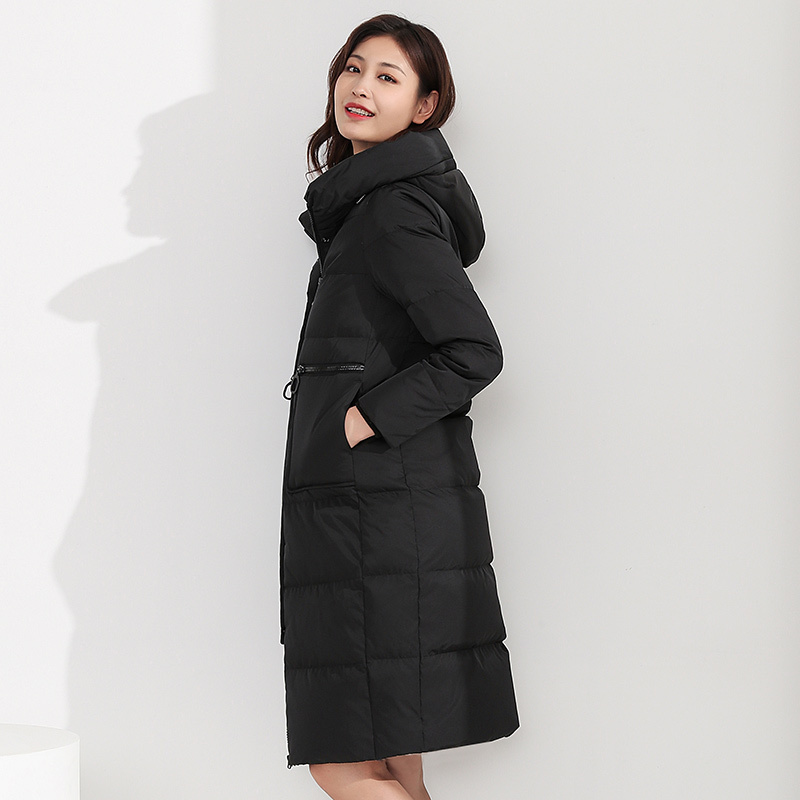 千仞岗秋冬羽绒服女中长款连帽休闲简约风衣设计