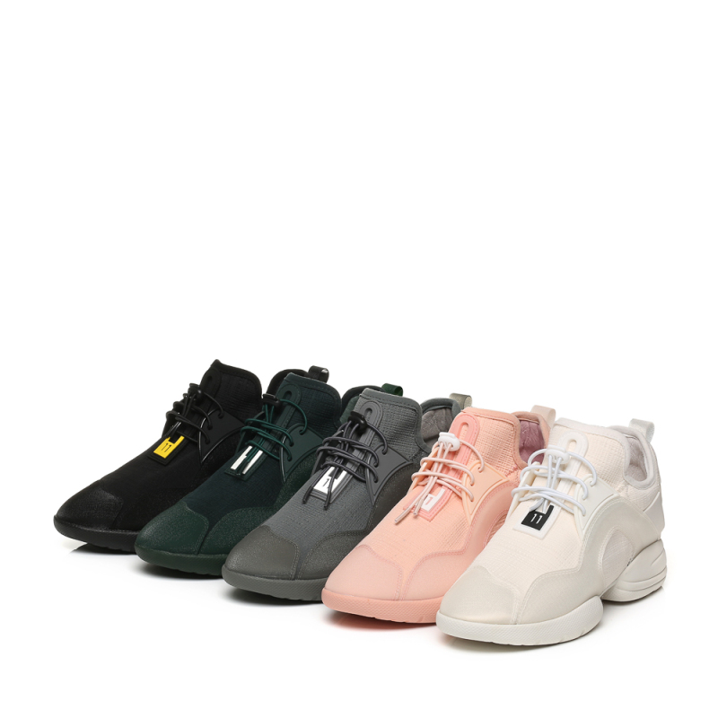 basto百思图秋季黑色布面时尚拼接活力运动风女圆头休闲鞋79229cm7