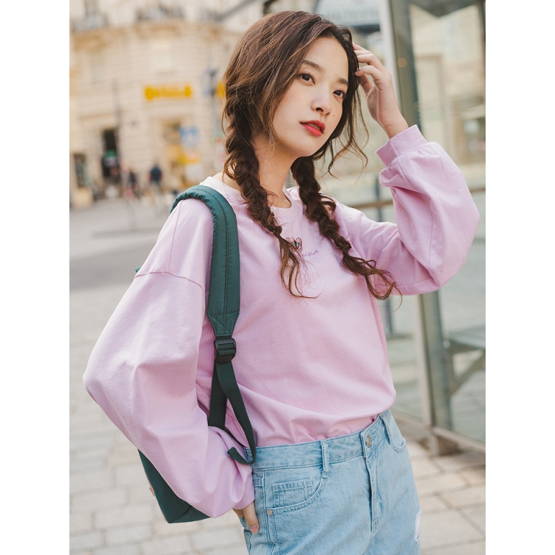 茵曼T恤女2019秋季新款圆领落肩袖可爱蝴蝶绣花粉色少女文艺上衣