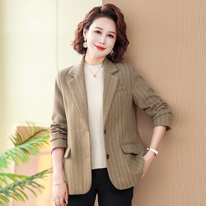 拿细耳中老年女装