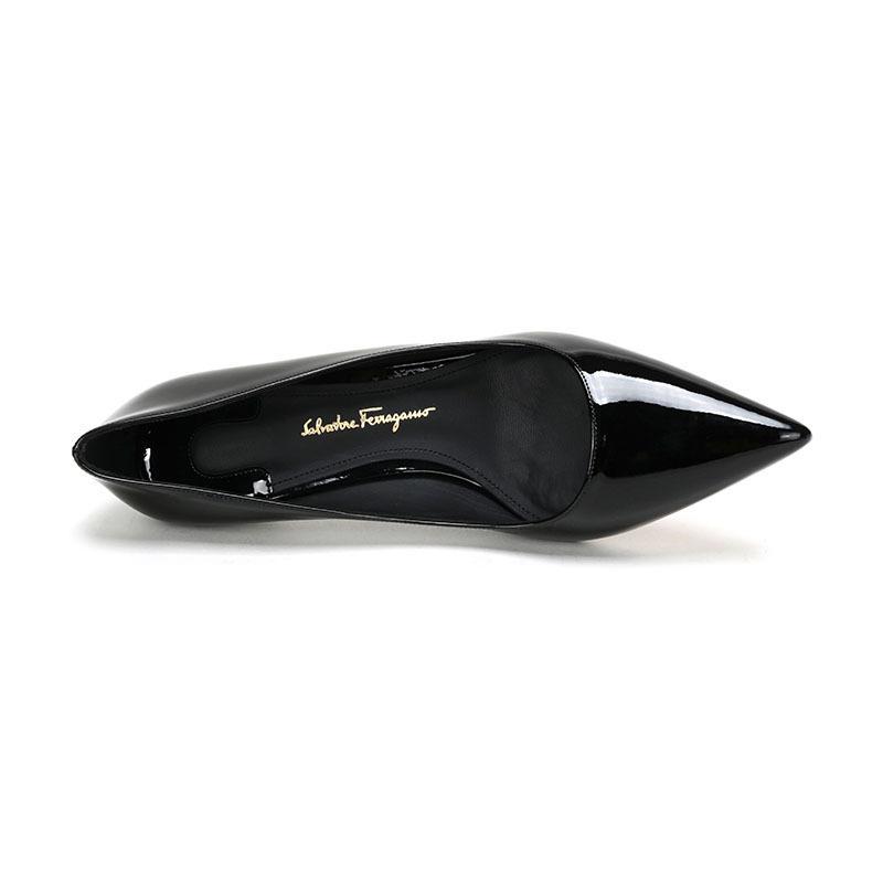 Salvatore Ferragamo 萨瓦托·菲拉格慕 女士漆皮尖头高跟鞋 0692925 C