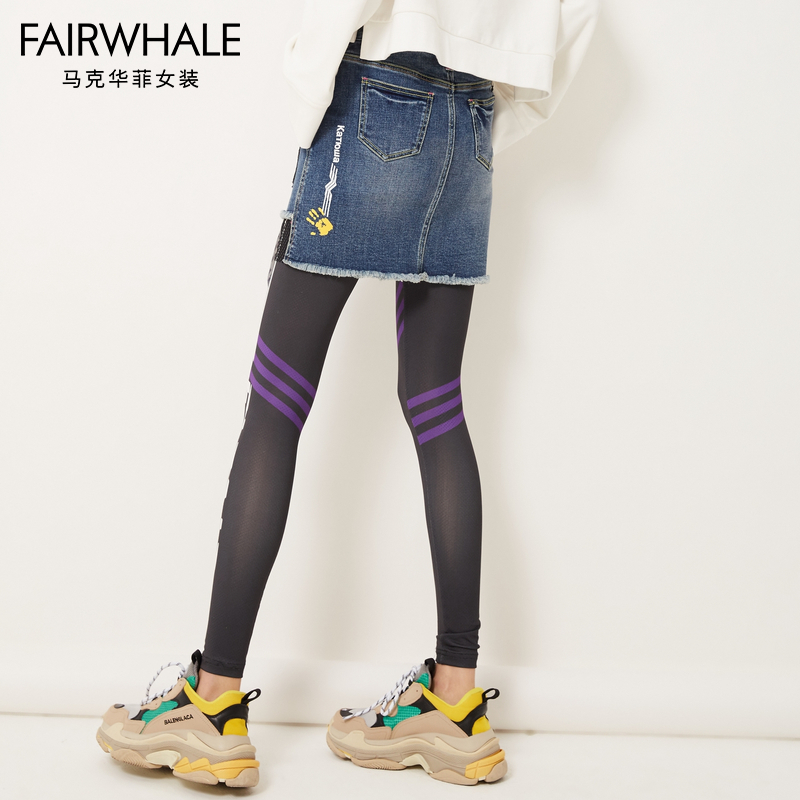马克华菲女装2019春新机车街头潮流印花织带字母牛仔短裙