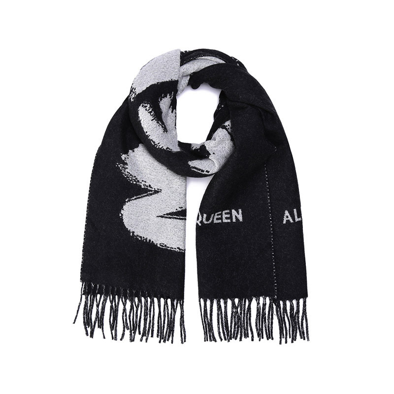 亚历山大·麦昆ALEXANDER MCQUEEN 女士羊毛保暖流苏围巾 665288 3200Q