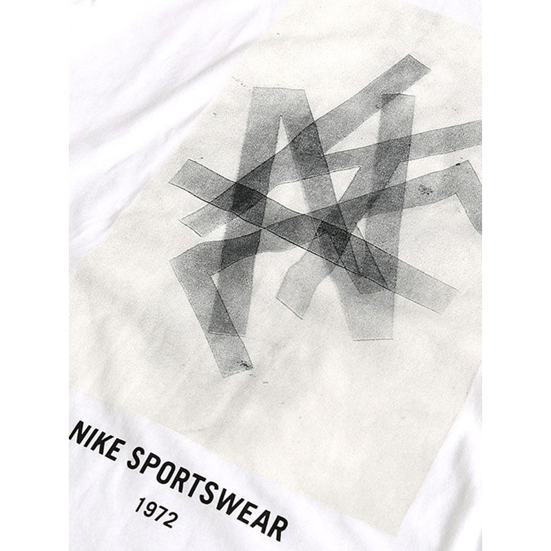 Nike 耐克 女子 休闲透气 短袖 779125-100