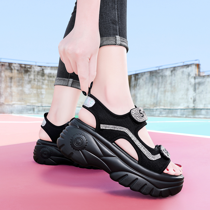 莱卡金顿laikajindun夏季轻便女款魔术贴户外沙滩鞋女鞋女凉鞋7017