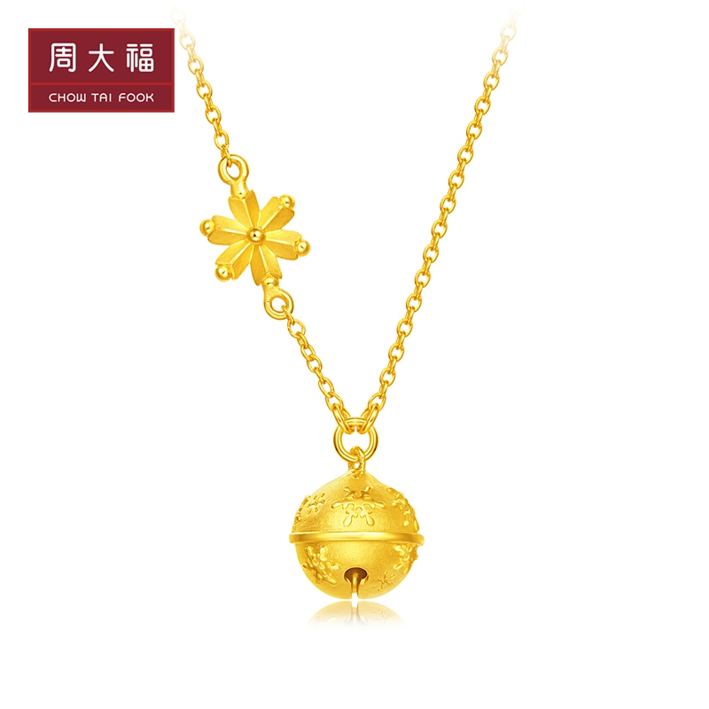 周大福游乐场圣诞雪花铃铛小铃铛金项链计价工费378元多款精品