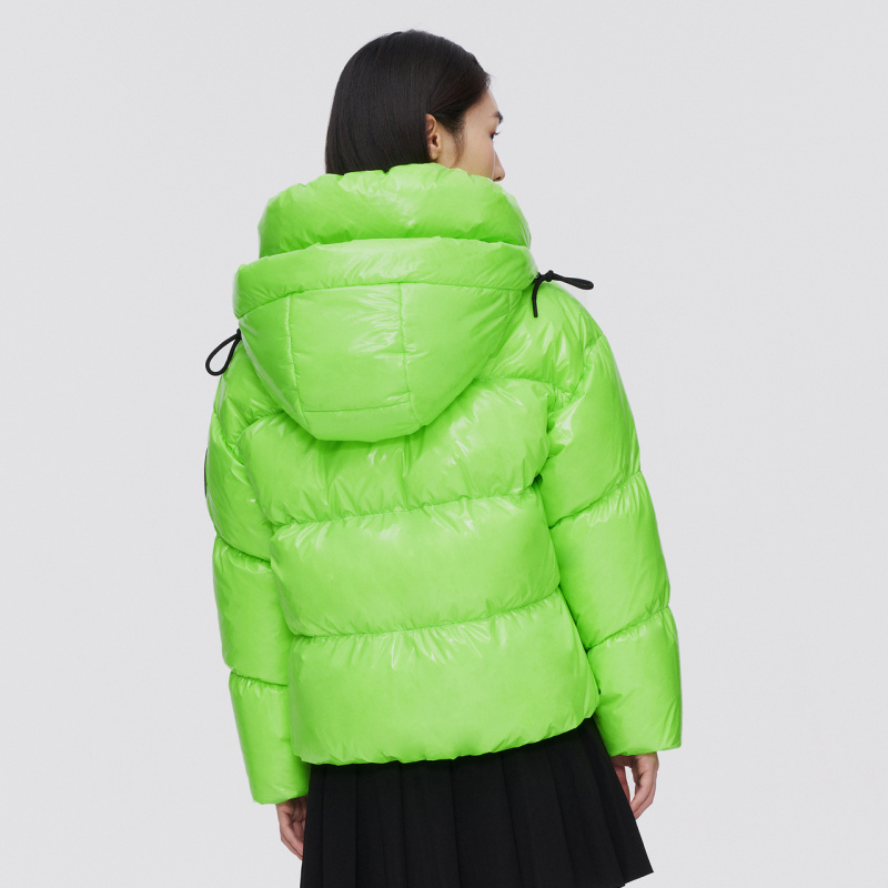 波司登泡芙羽绒服2021女0压感韩版时尚潮流荧光色冬小个子短外套