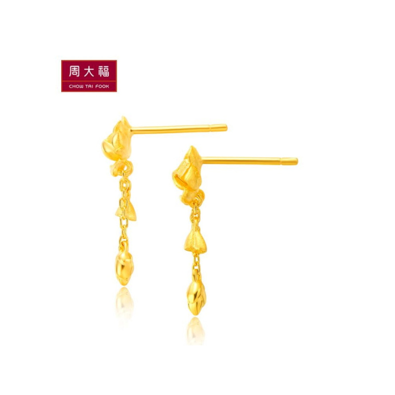周大福珠宝首饰花月佳期黄金耳环计价(足金工费58元)F165627