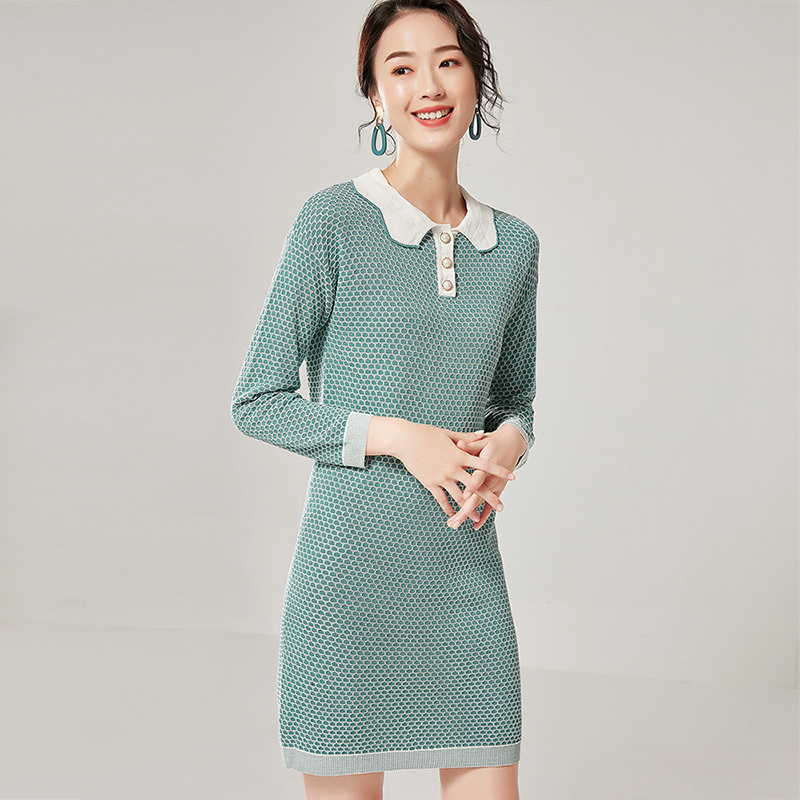 欧昵雪不规则翻领宽松毛衣裙女九分袖直筒针织连衣裙