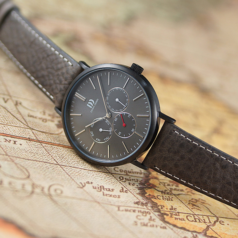 dd运动表男户外ddw手表男日期星期双显示皮带大表盘danishdesign