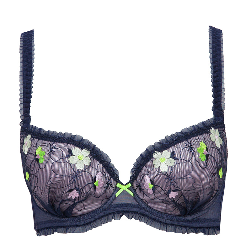 bloss古今花小胸优雅小花刺绣插片聚拢少女文胸罩内衣女0gs79视频