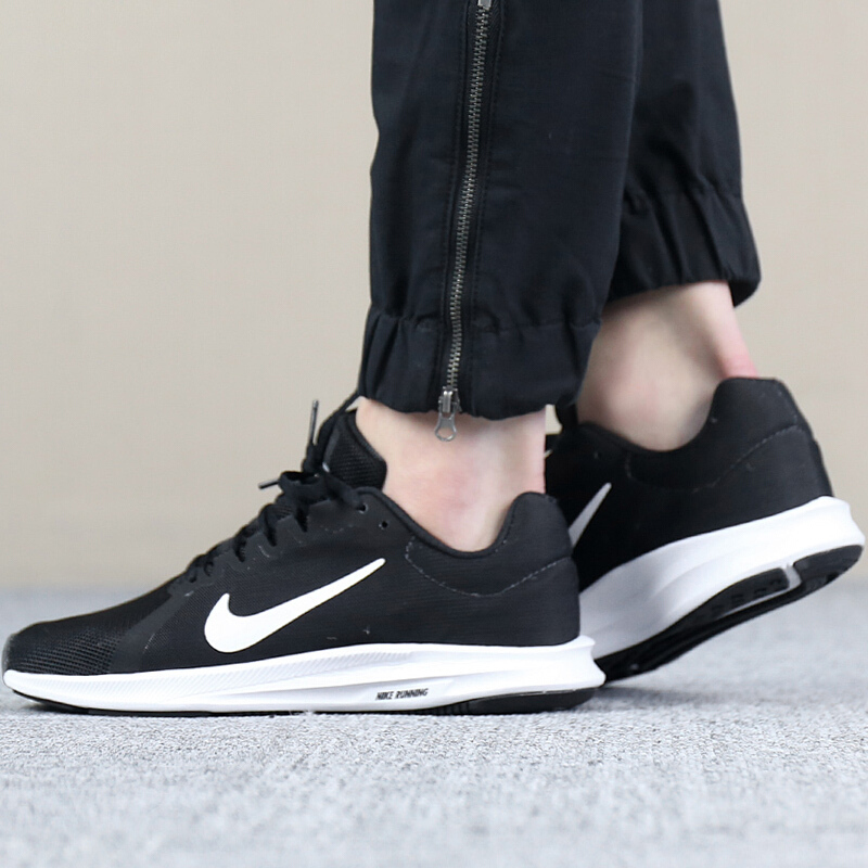耐克（NIKE）女款FLEX轻便运动跑步鞋898476