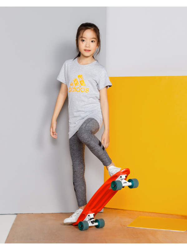 阿迪达斯童装针织T恤运动短袖经典logoT恤ADITSG2Y-GYOG