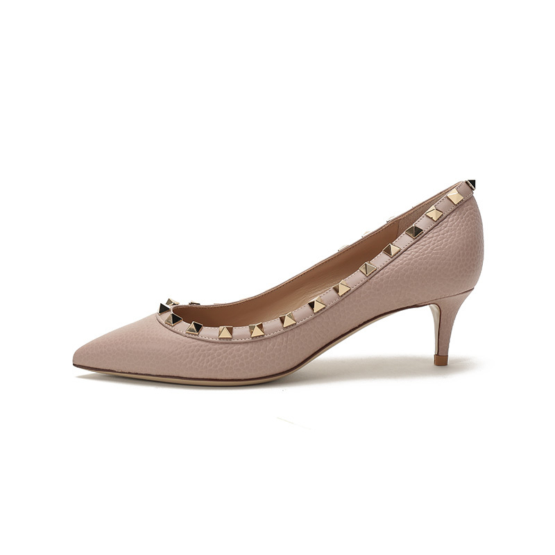 华伦天奴 VALENTINO 女士皮革铆钉装饰尖头中跟皮鞋单鞋 UW2S0V22 VCE