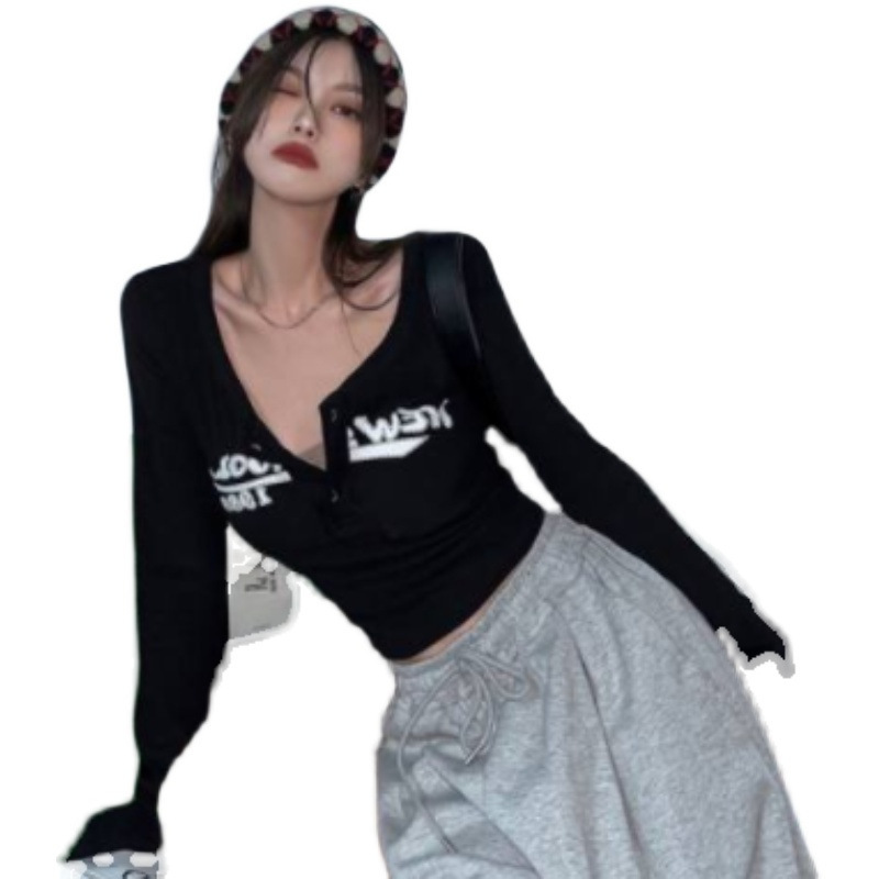 长袖T恤女秋季显瘦纯欲风半开领印花打底衫修身显瘦辣妹短款上衣