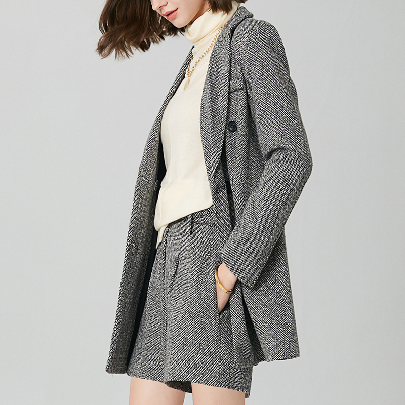 晚白2021春季新品两件套修身西装外套高腰短裤休闲裤时尚套装女