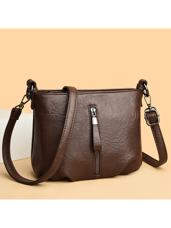 水桶包女士斜挎包女包新款休闲大容量百搭气质女士单肩腋下包