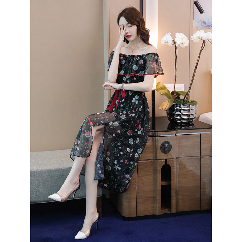丝柏舍2019夏女收腰印花短袖一字领修身性感连衣裙S92R0753L