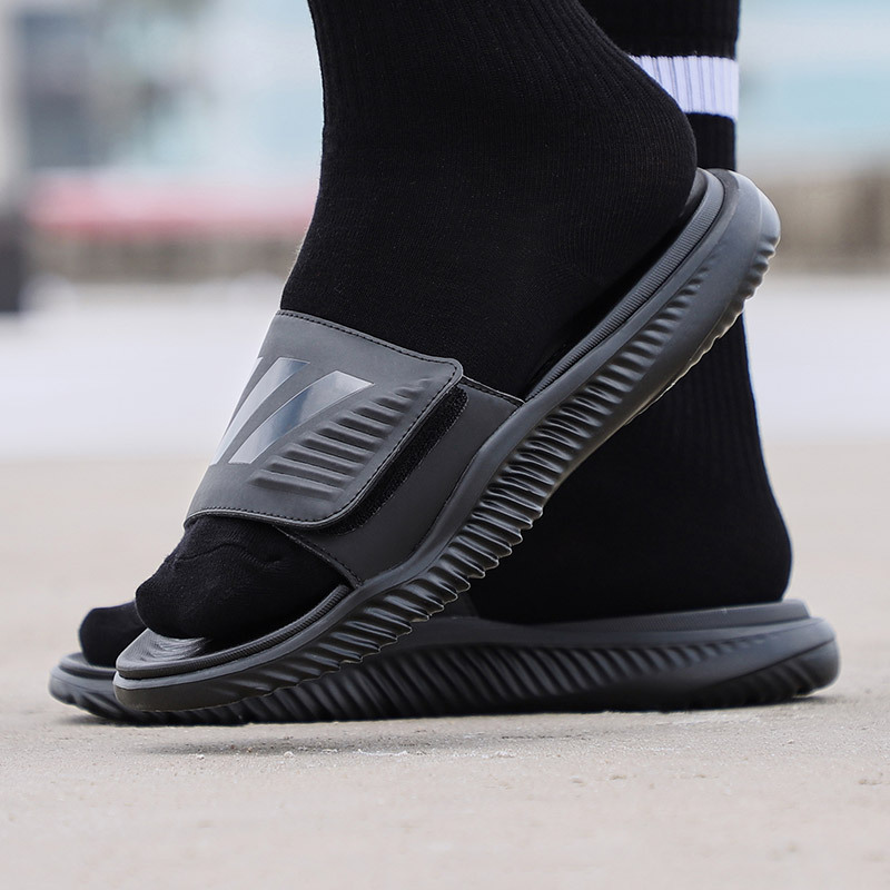 adidas阿迪达斯男子拖鞋一字拖沙滩拖休闲运动鞋B41720