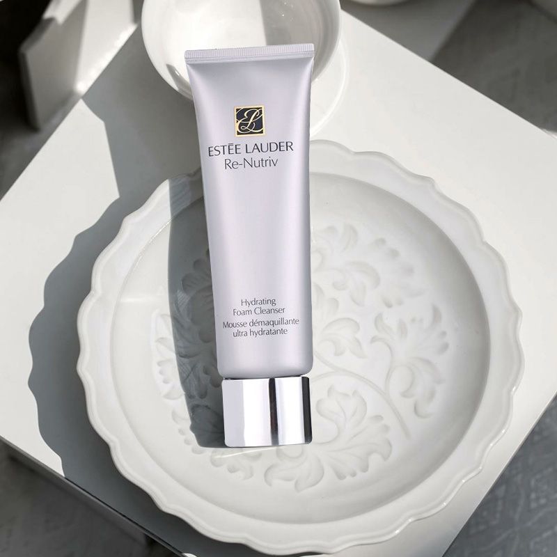 雅诗兰黛(Estee Lauder) 白金级保湿洁面乳125ml 新老包装随机发货