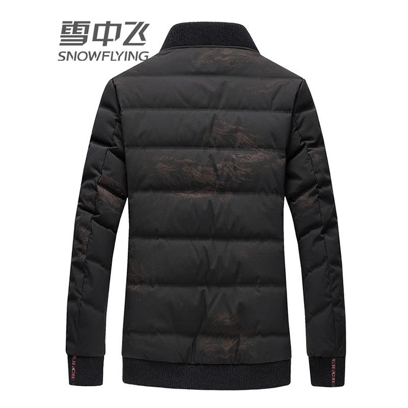雪中飞2019冬季新款羽绒服男短款立领青年男士时尚印花潮流加厚外套图片