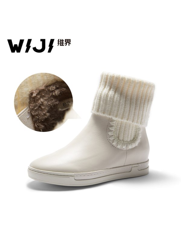 WIJI冬季雪地靴女2018新款时尚潮流休闲青春纯色气质个性保暖女靴