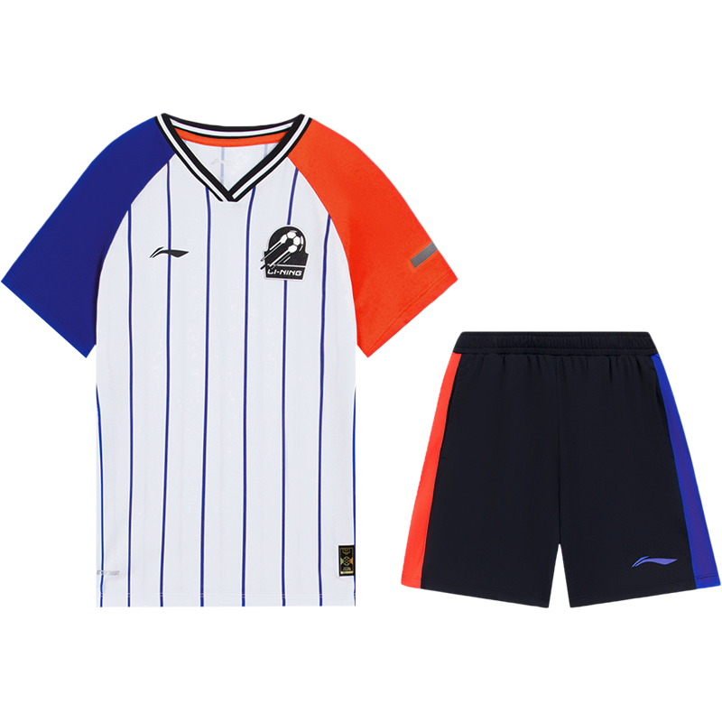 李宁童装足球比赛套装男大童2022新款足球系列舒适干爽运动套装YATS021