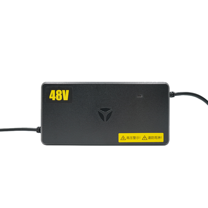 雅迪(yadea)电动车原装铅酸电池充电器48V/1.8A国标口通用电瓶车自动散热