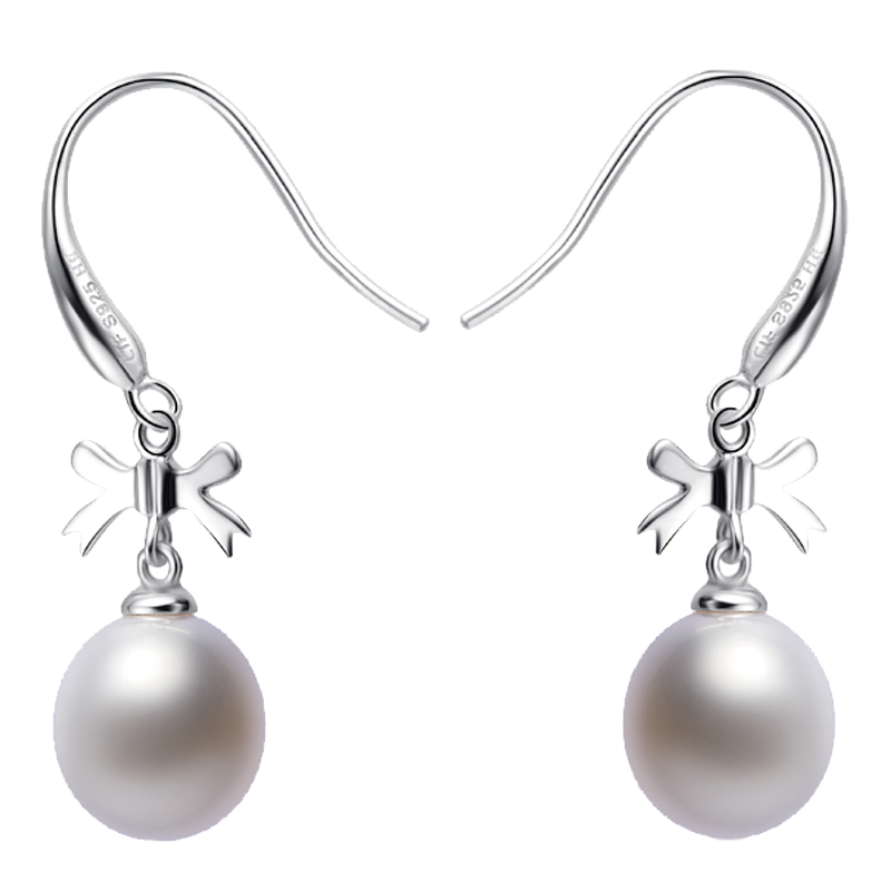 周大福蝴蝶结925银珍珠耳环AQ32607精选 