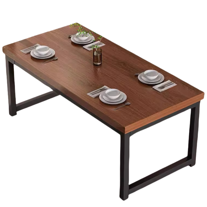 彭梵餐桌木质