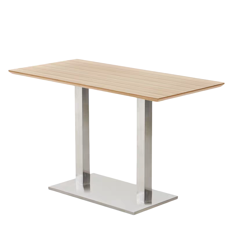 铭思达餐桌1.35米张