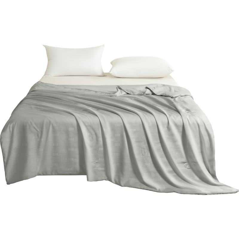 梓南北 蚕丝被180*210cm 床