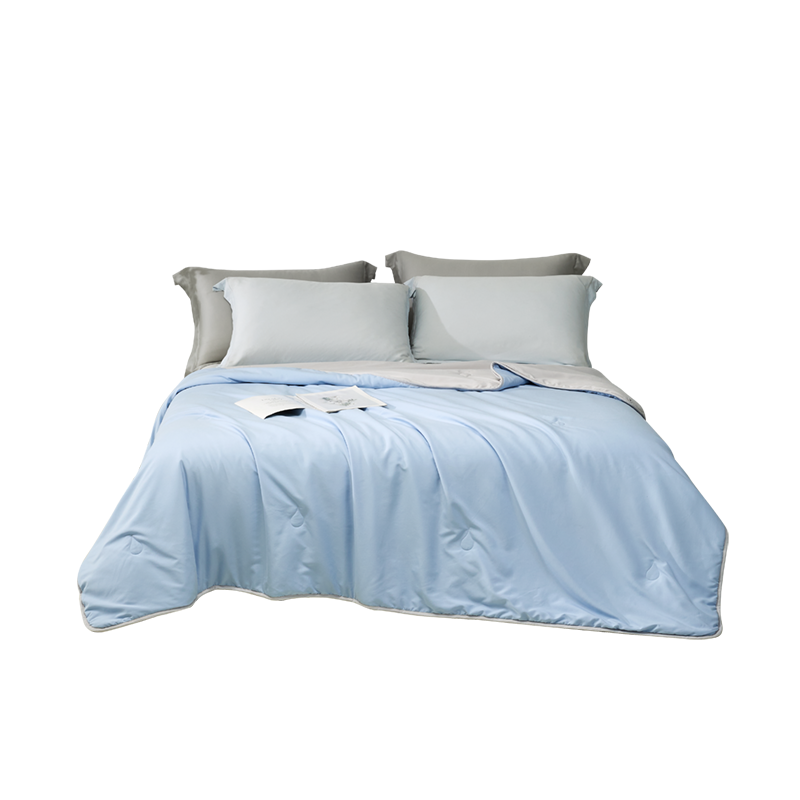 罗莱双人四季蚕丝被200×230cm绗缝轻盈保暖设计