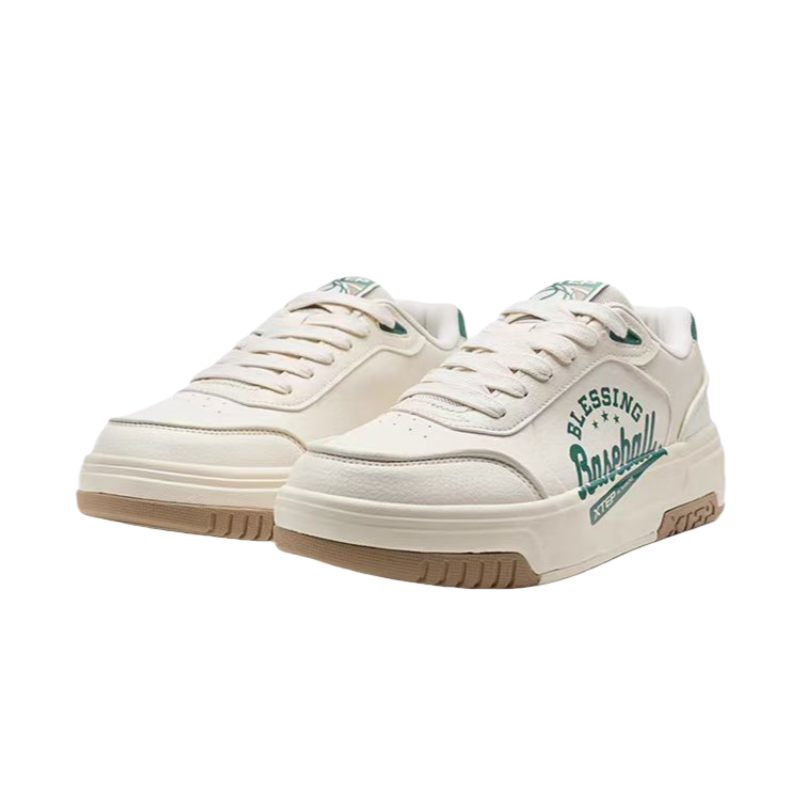 特步板鞋975119310050