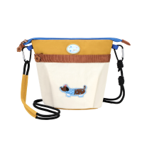 手机斜挎小包女2026新款装手机专用收纳袋女式轻便可背带便携包包