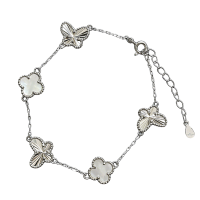 北京黄金 S925 银车花蝴蝶四叶草手链 轻奢银饰生日送礼礼物