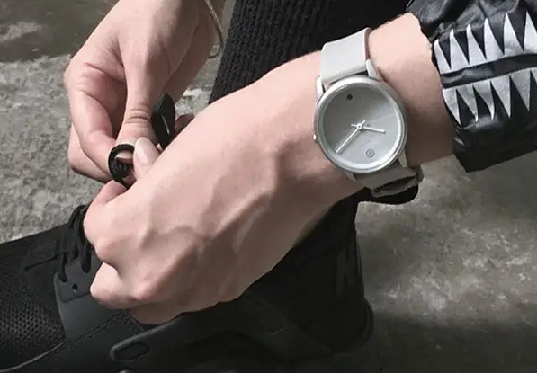 男士的穿搭 手表的选择是门学问 苏宁头条