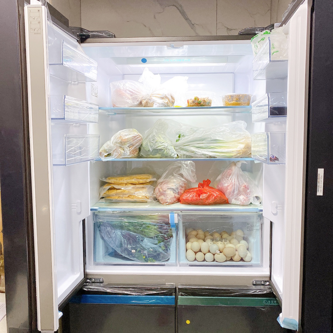 海尔"全空间保鲜"冰箱不仅能做到冷藏室保鲜,在冷冻室里,也能够以最佳