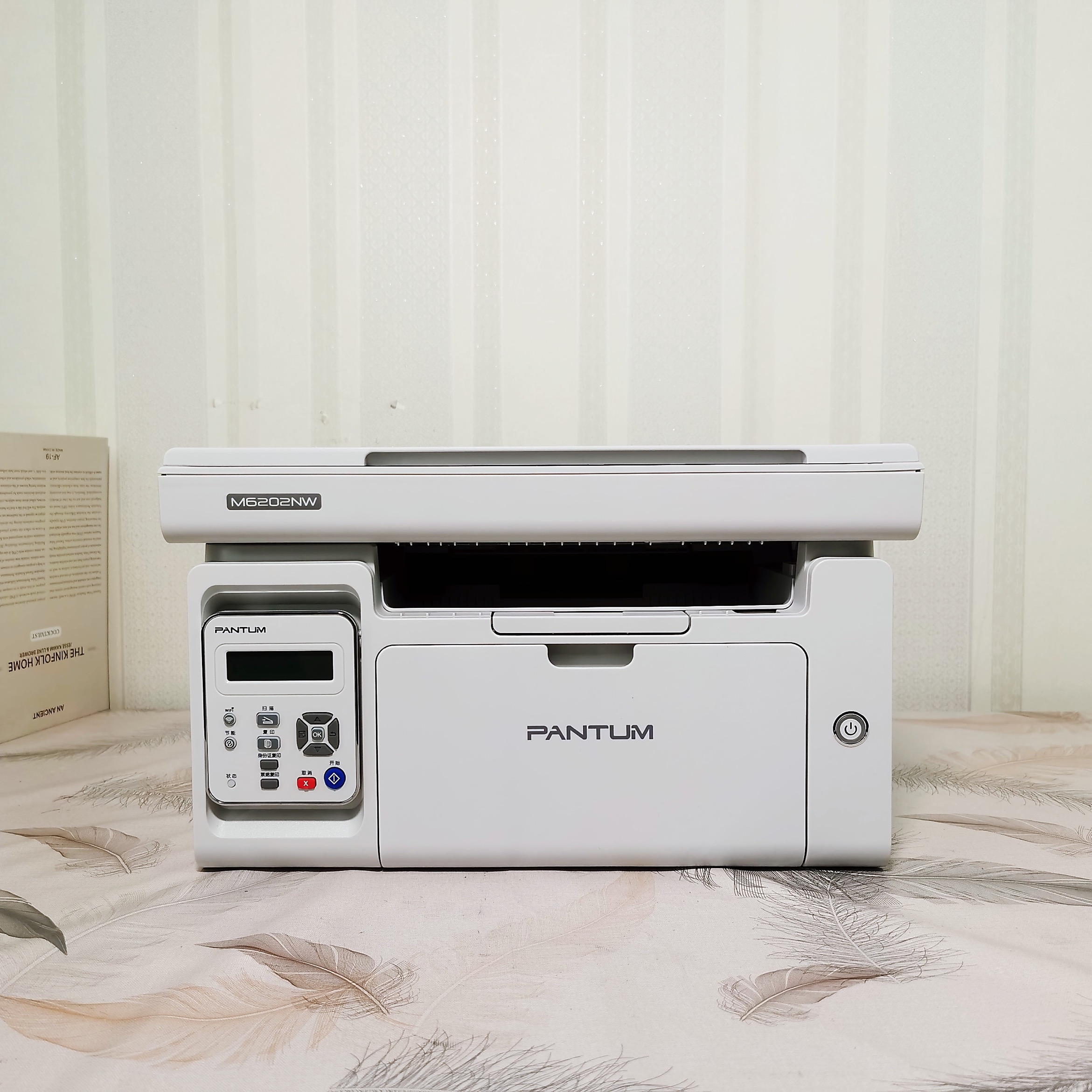 现在市场中喷墨打印产品分为采用墨盒的一般喷墨打印机,和采用原厂