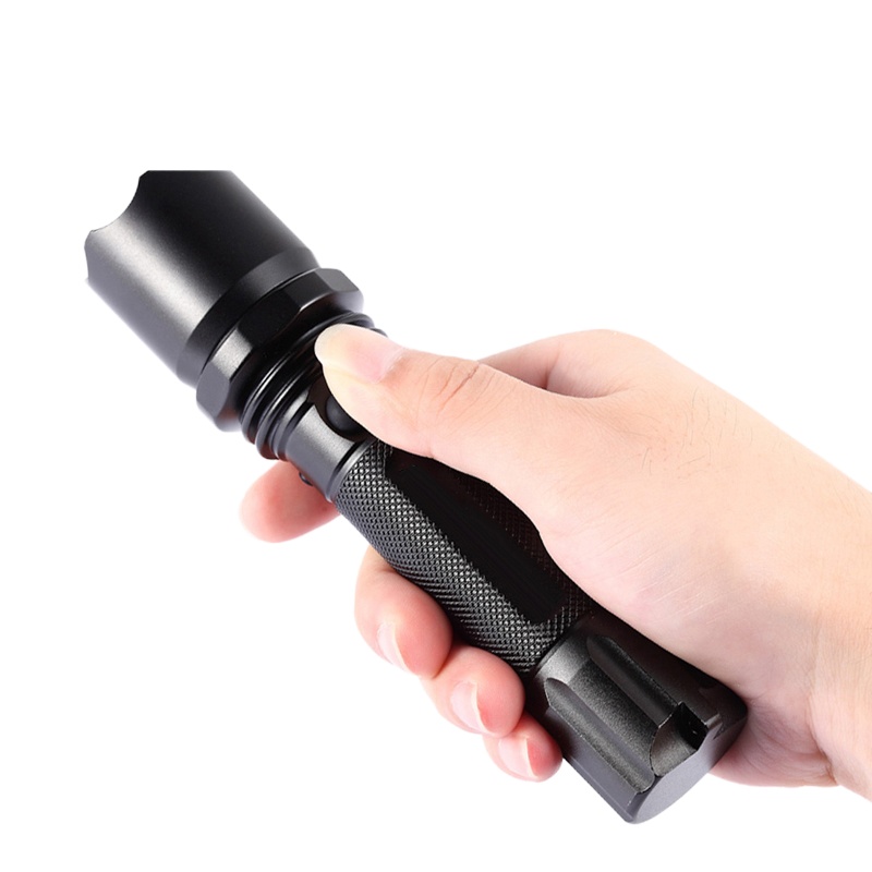 TC19 户外型强光防暴LED手电