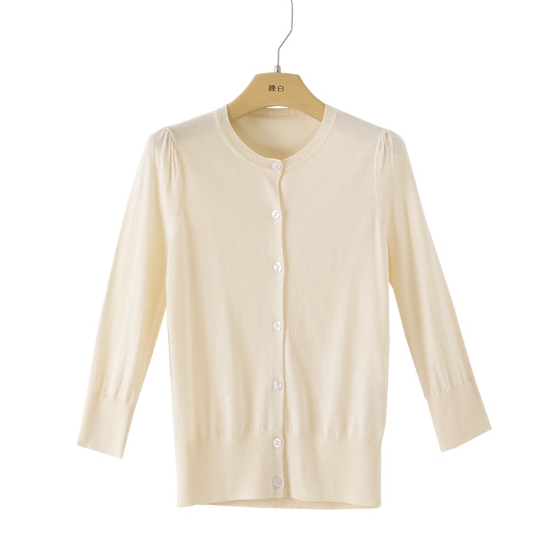 晚白2021春季新品简约纯色百搭圆领休闲单排扣开衫针织衫小外套女