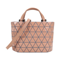 三宅一生 BAO BAO ISSEY MIYAKE 女士合成皮革手提单肩斜挎包BB16 AG303