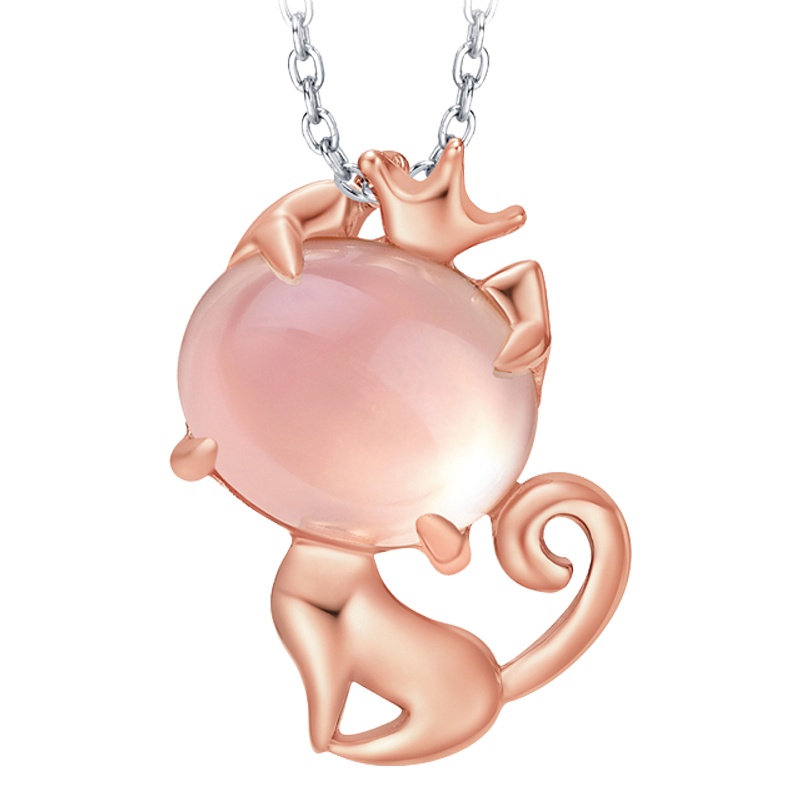 schl-周大福珠饰CoCo Cat 猫金粉女王18K金芙蓉石吊坠NX974