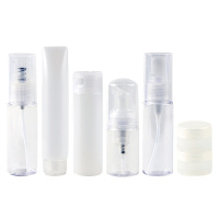 苏宁极物 旅行用7件套分装瓶 迷你套装按压式洗水按压喷雾大容量小化妆品便携盒装7件套50ml 七件套
