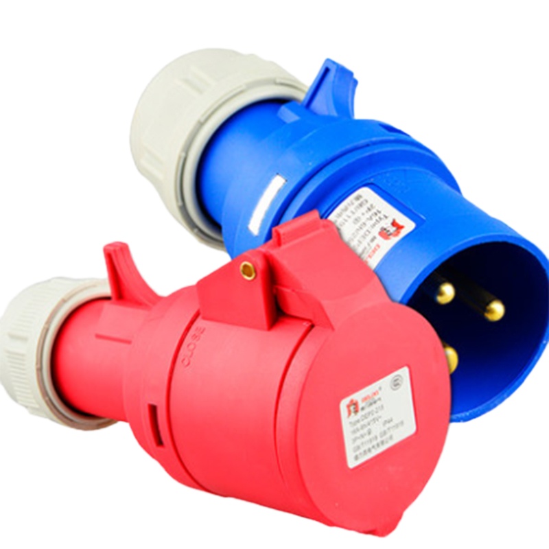 鑫耐特 三项插头 32A LY13132