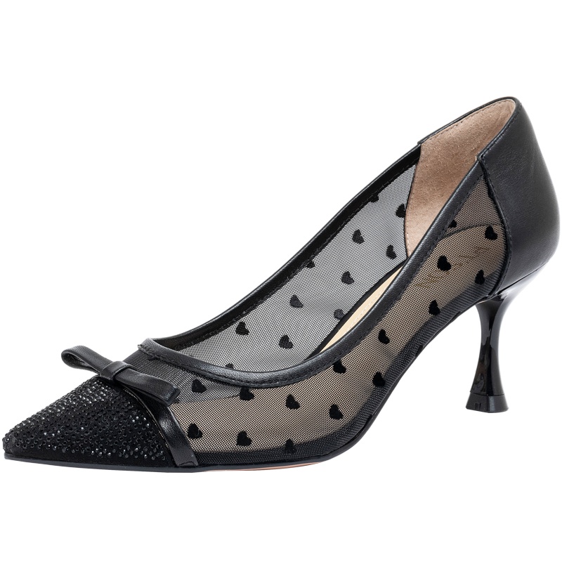 百田森春季新款拼接尖头蝴蝶结浅口高跟鞋女单鞋心形宴会鞋