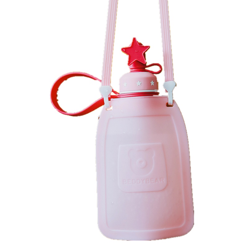 韩国杯具熊儿童背带吸管两用水杯男女幼儿园宝宝轻便隔热硅胶水壶
